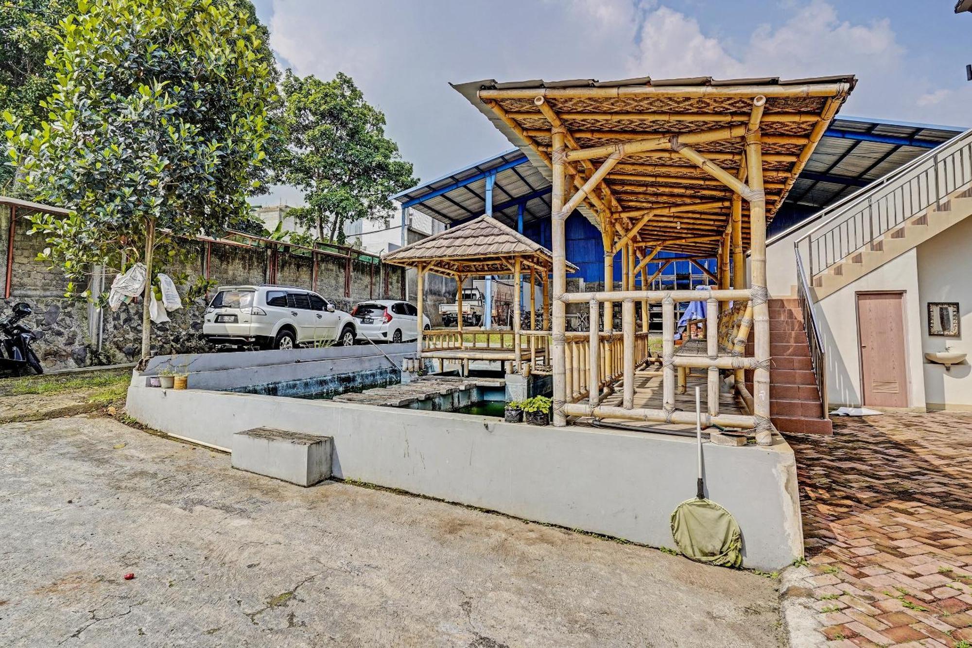 Oyo Life 91469 Pondok Pelita Lembang Buitenkant foto