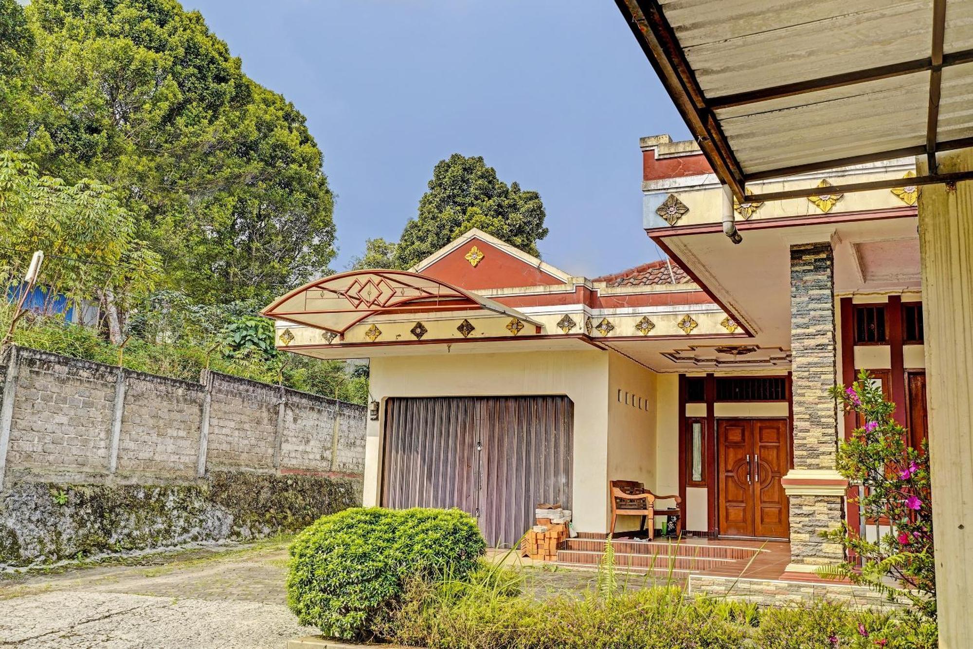 Oyo Life 91469 Pondok Pelita Lembang Buitenkant foto